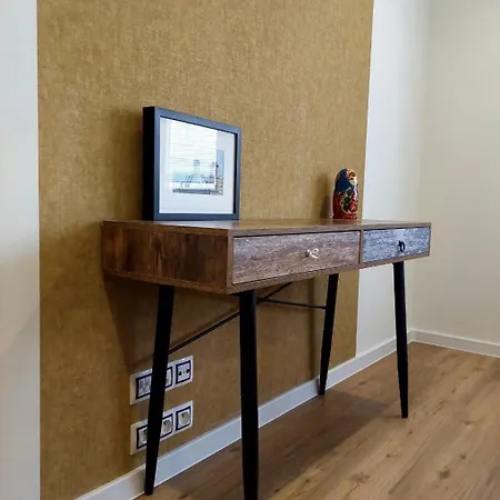 Zuma, 5 Min Walk To The Center דירה